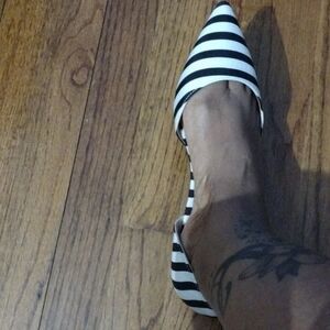 Journee Collections Flats